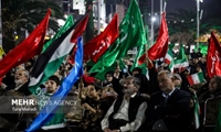 همایش جمع آوری کمک مردم رشت برای جبهه مقاومت با نام پویش همدلی طلایی فرزندان میرزاکوچک با حضور حاج حسین یکتا مسئول قرارگاه امام رضایی ها 